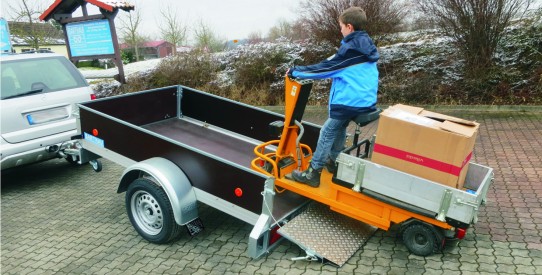 Typ GL – Ladefläche ankippbar mit TopZurr® 24